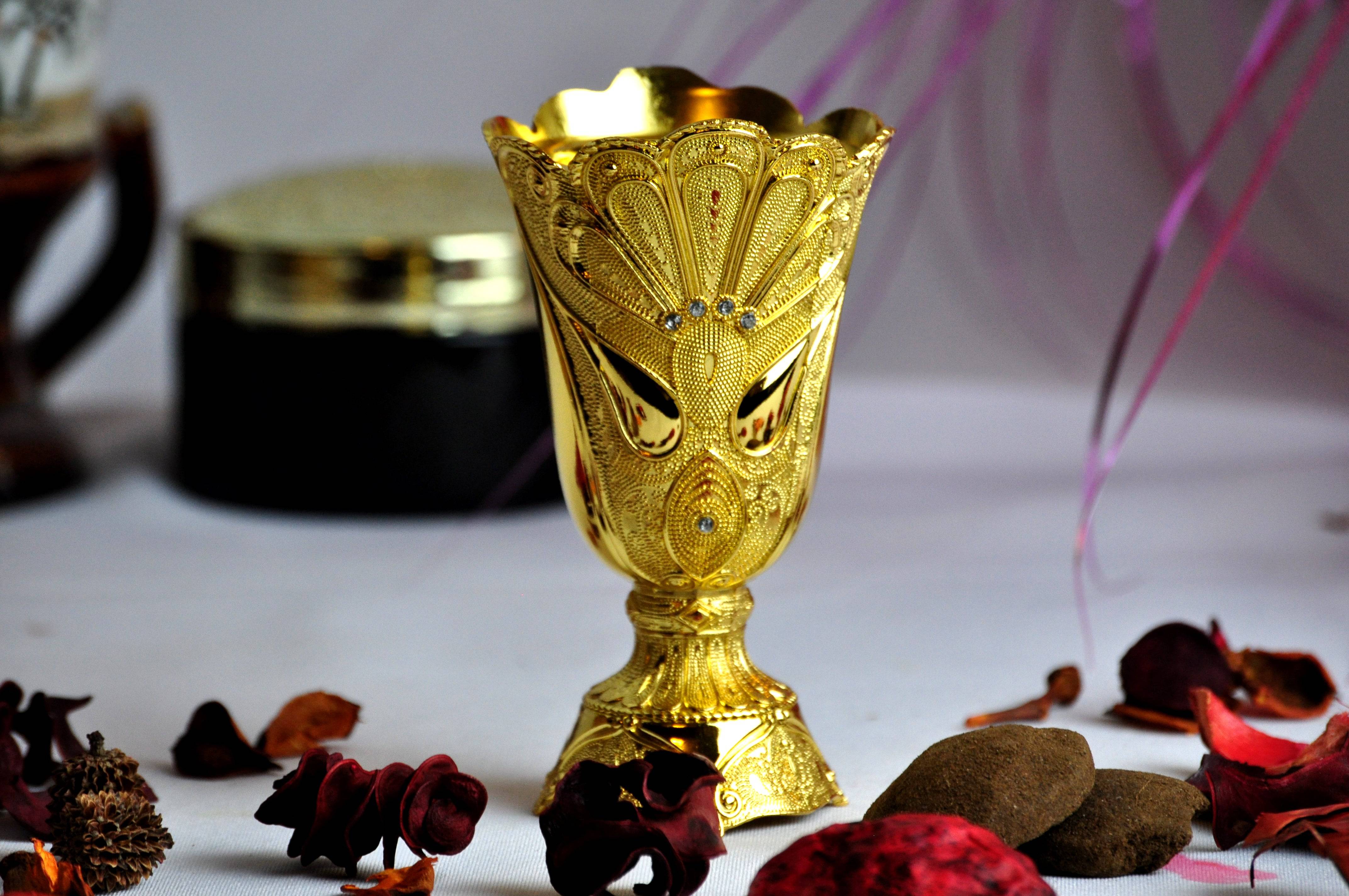 Arab Incense Bakhoor Burner - 5 inch Golden by Intense Oud - Intense oud