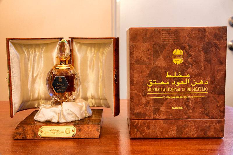 Mukhallat Dahn AL Oudh Moattaq CPO - 18 ML (0.6oz)  by Ajmal - Intense oud